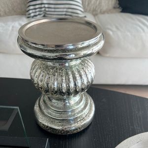 Illuminating battery operated  candle holders set of 2